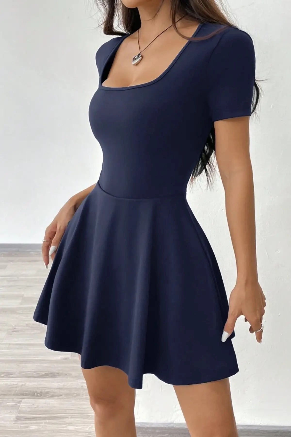 Kare Yaka Kloş Mini Elbise - Lacivert - Görsel 3
