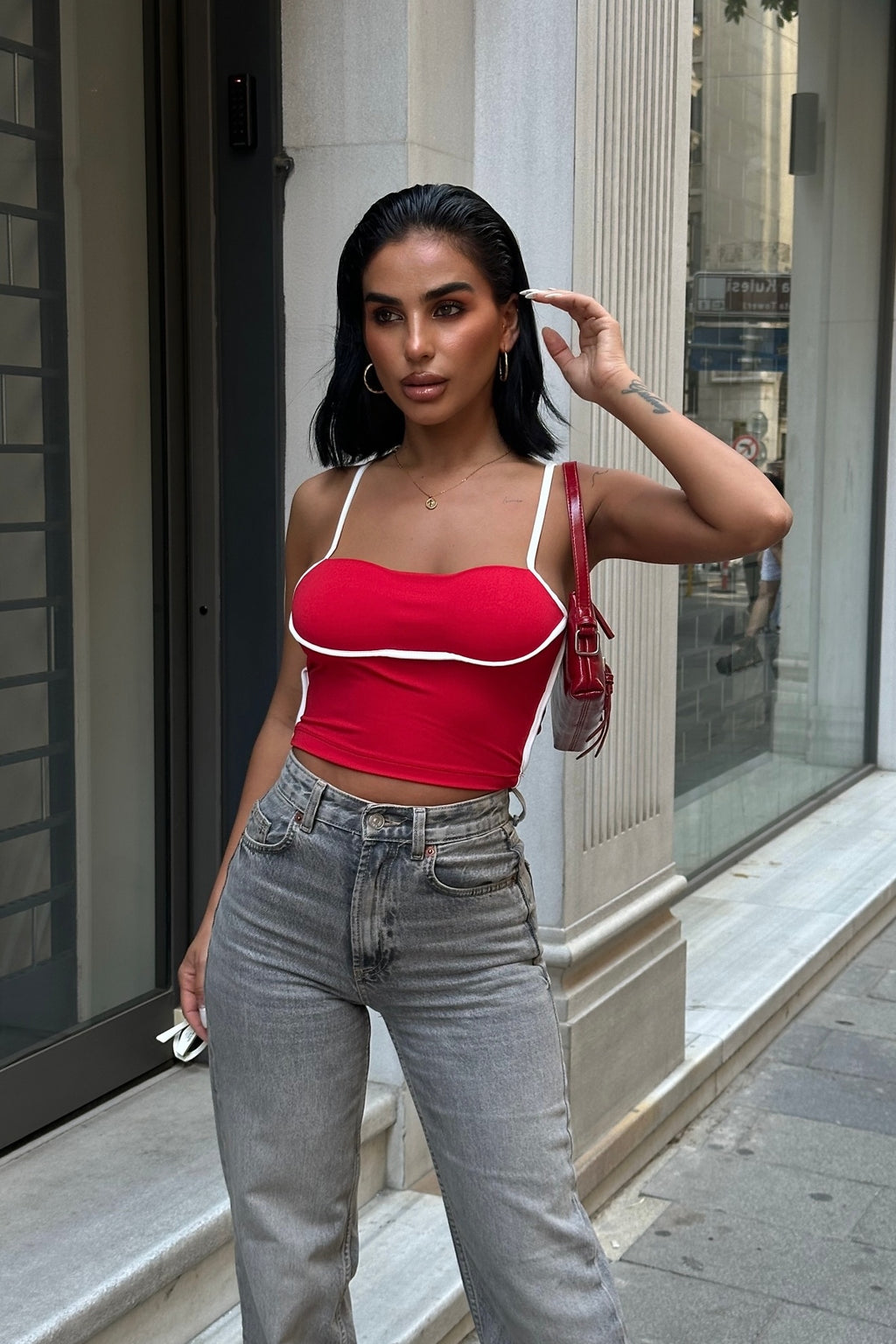 WFT4096 Askılı Kontrast Crop Bluz - KIRMIZI - Görsel 3