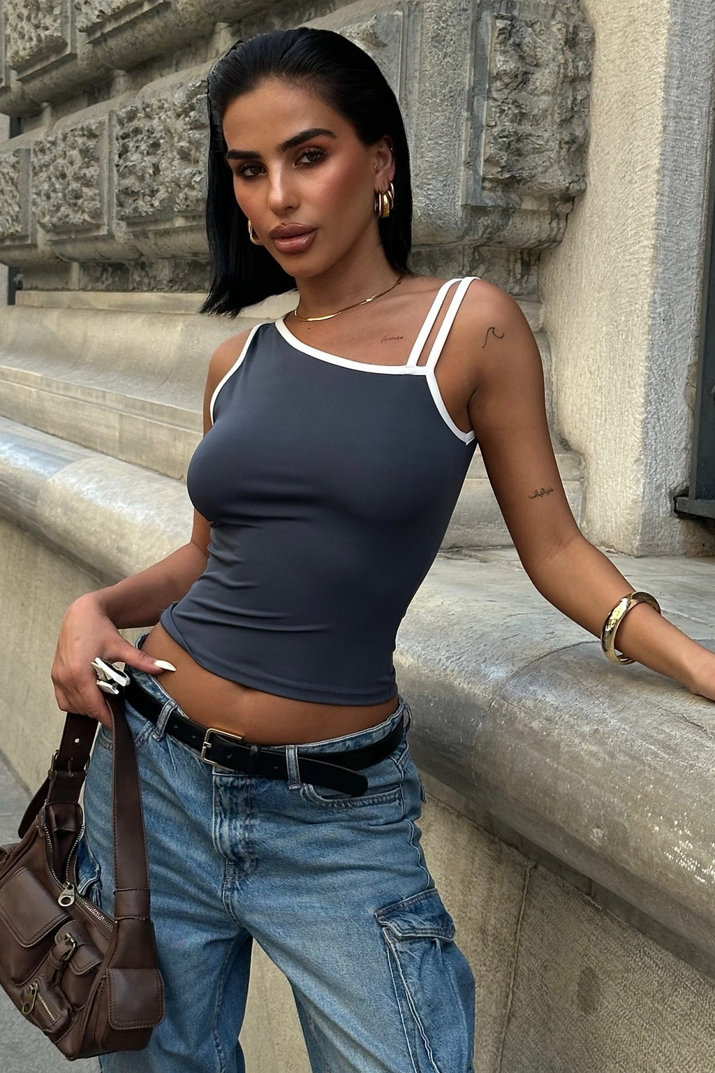 Tek Omuz Çift Askılı Esnek Crop Bluz - FÜME - Görsel 3