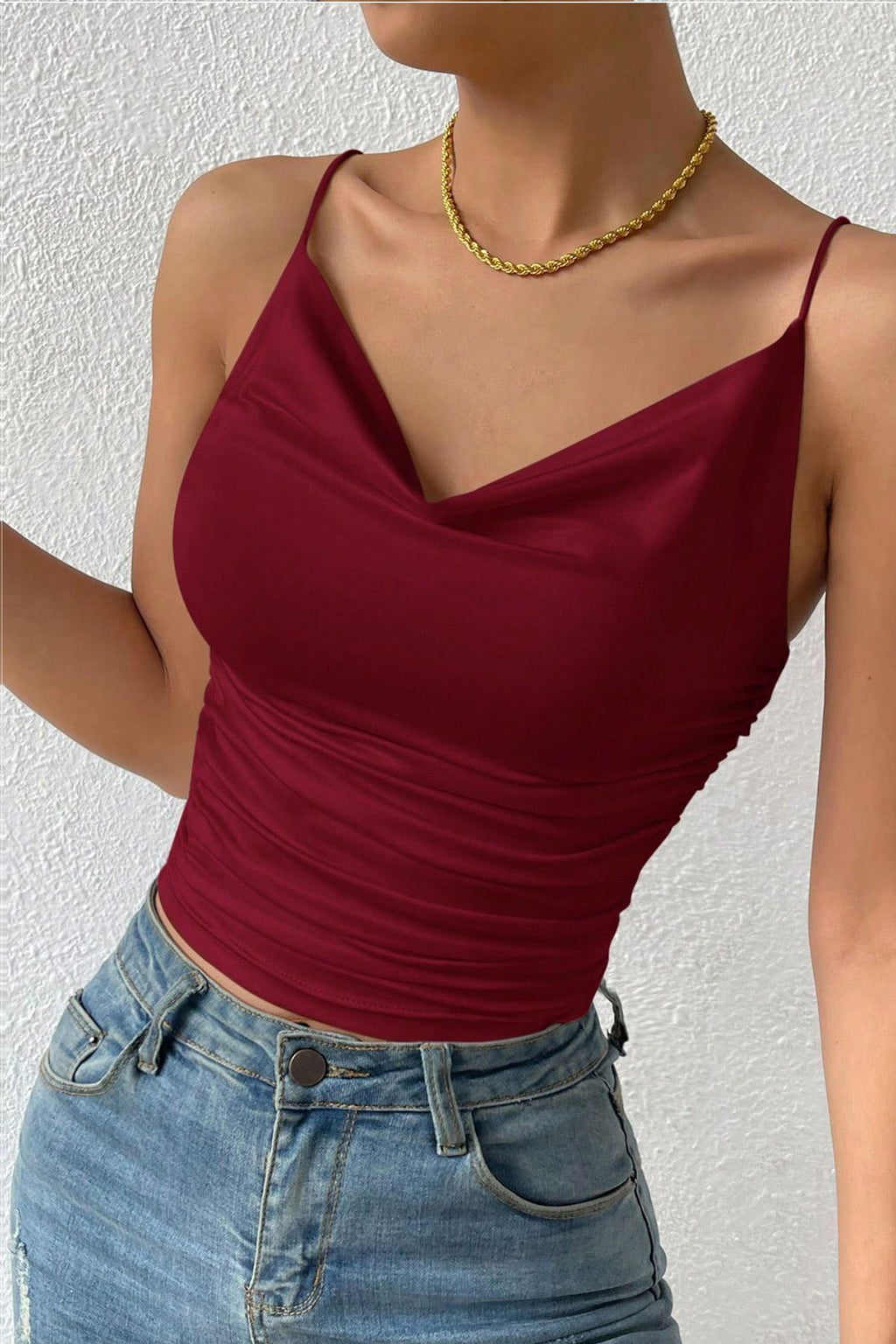 Kolsuz Askılı Degaje Yaka Bluz Crop - Bordo - Görsel 3