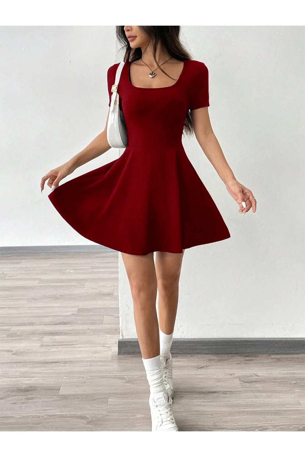 Kadın Trend U Yaka Şortlu Elbise - Bordo - Görsel 3