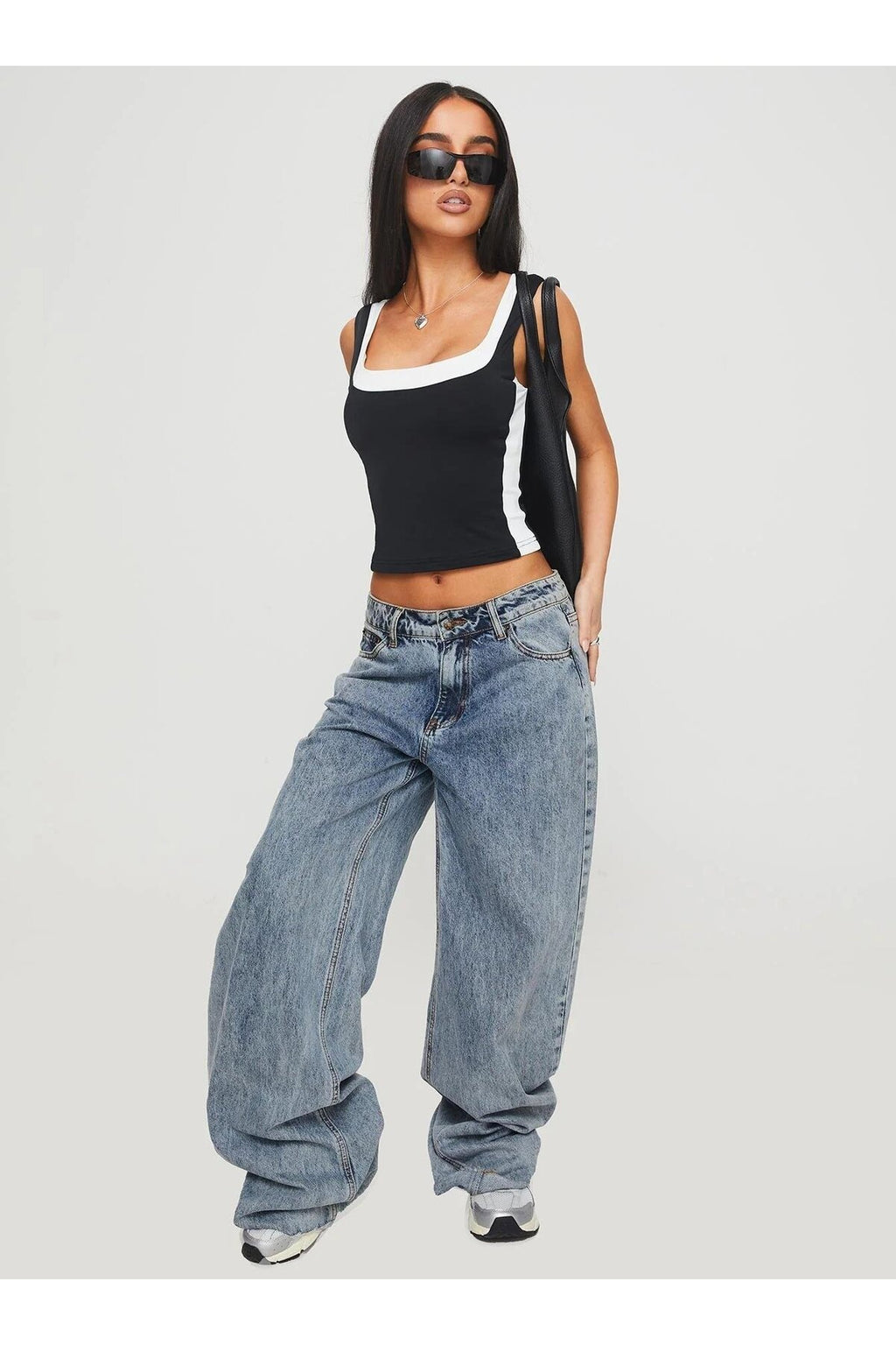 4097 ASKILI ESNEK CROP TOP BLUZ - Siyah/Beyaz - Görsel 2