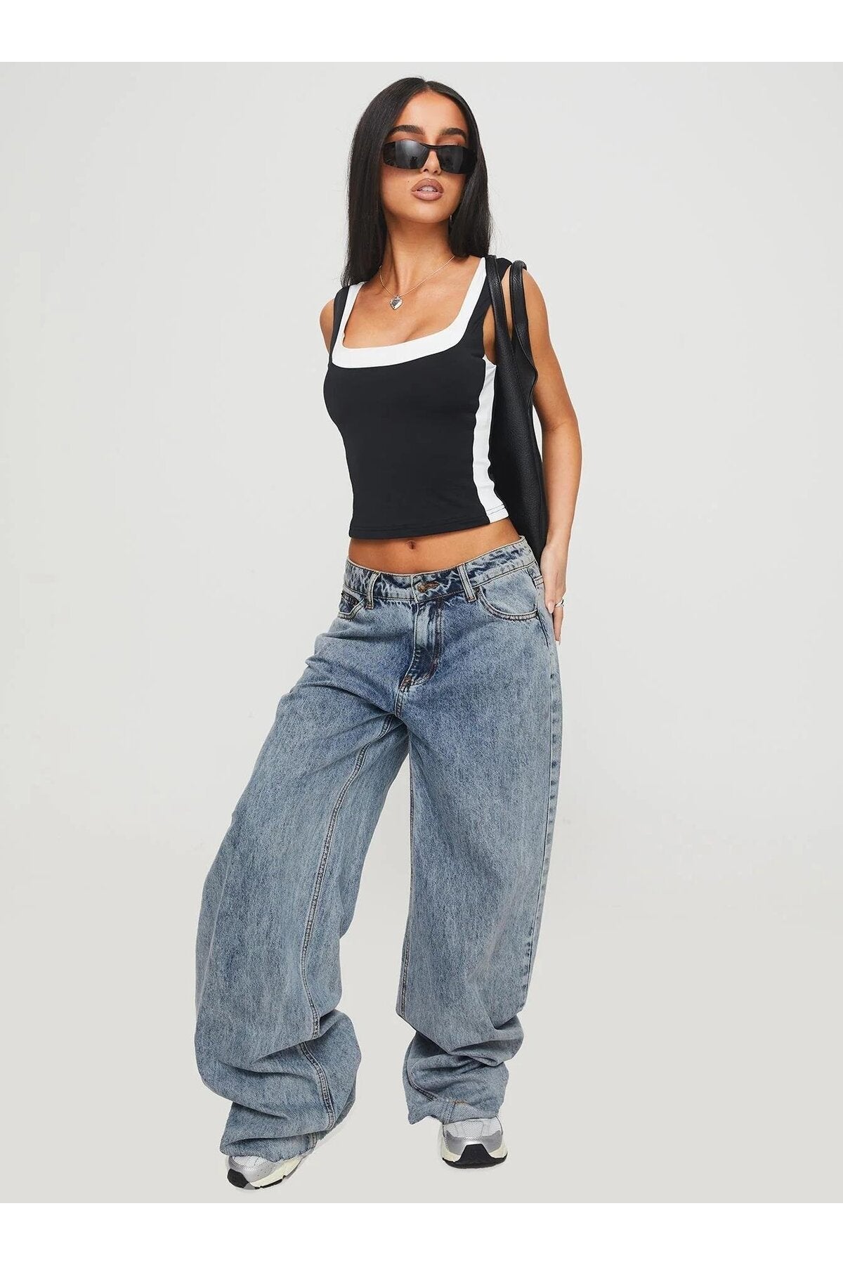 4097 ASKILI ESNEK CROP TOP BLUZ - Siyah/Beyaz - Görsel 2