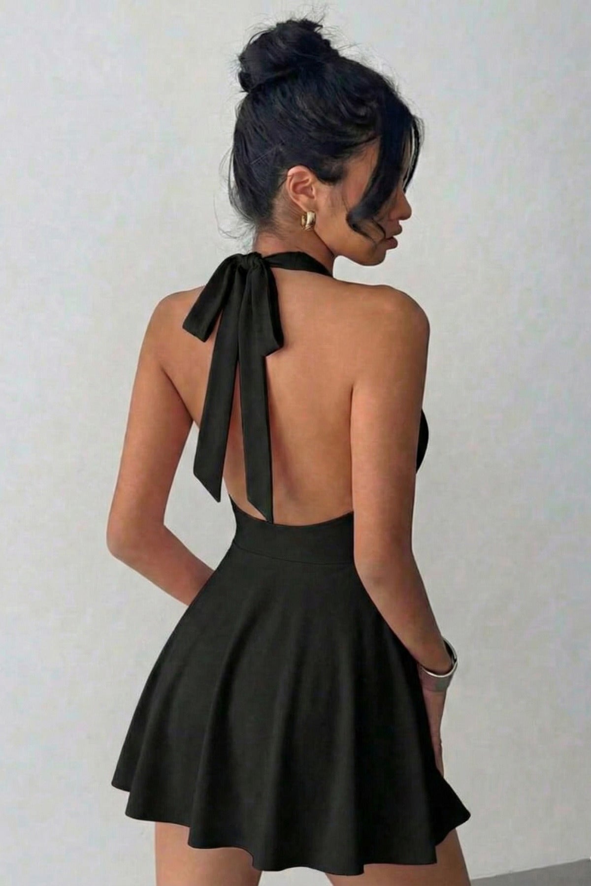 Halter Yaka Önü Çift Kat Şortlu Toparlayıcı Elbise - Siyah - Görsel 5