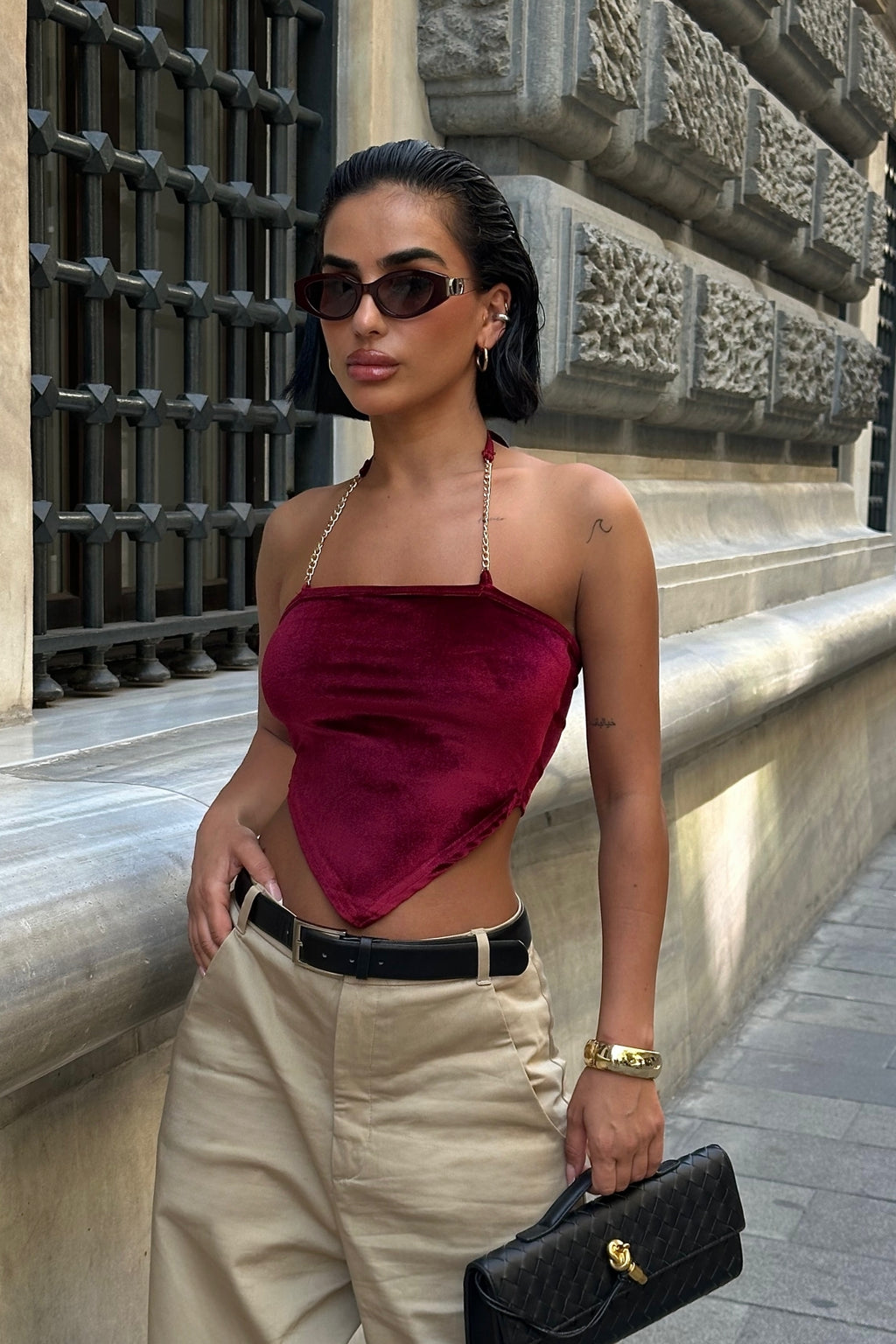1631 Zincir Askılı Kadife Esnek Crop - Bordo - Görsel 2