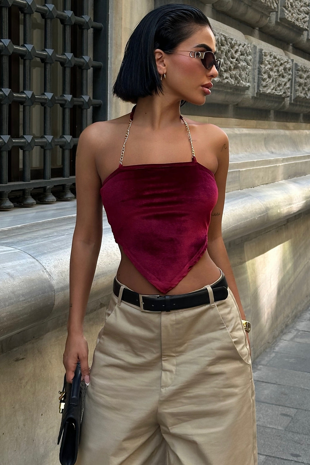 1631 Zincir Askılı Kadife Esnek Crop - Bordo - Görsel 4