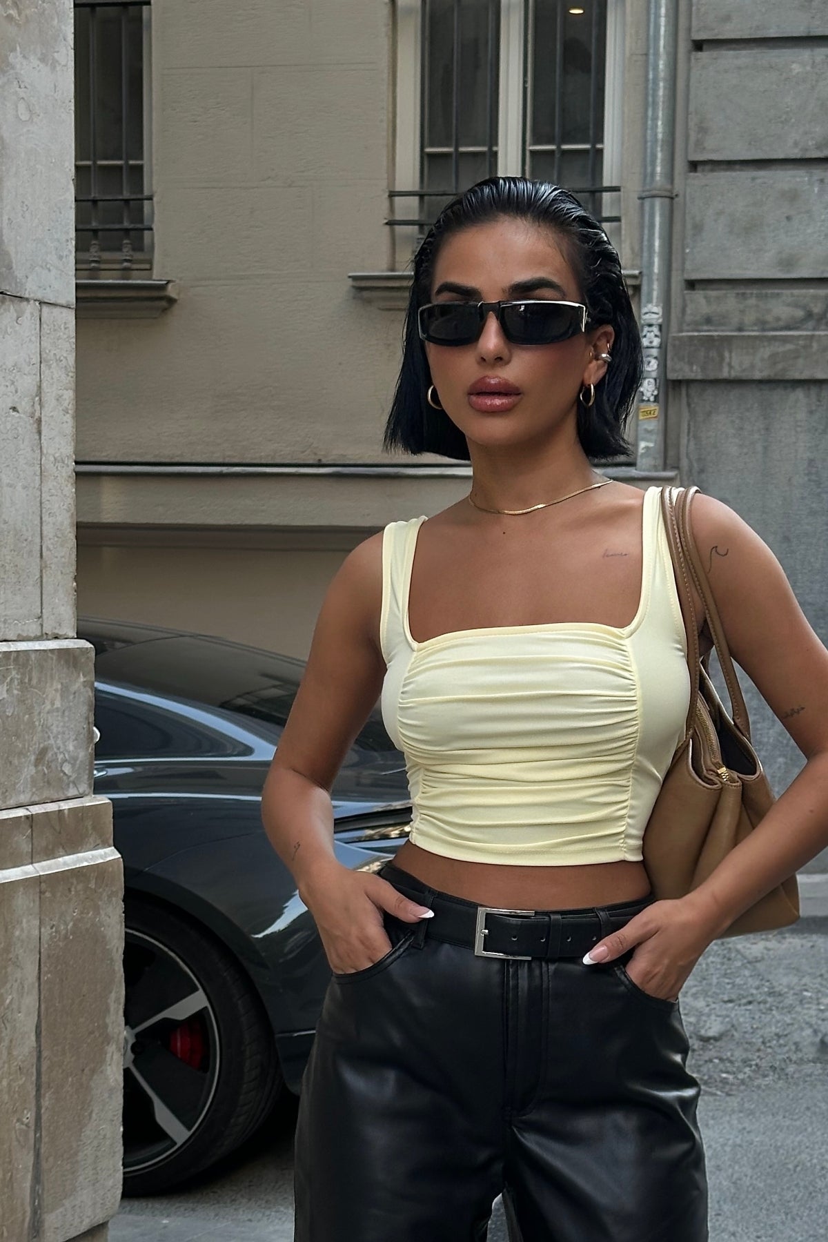 Ön ve Arkası Büzgülü Toparlayıcı Esnek Crop – Tereyağ - 5