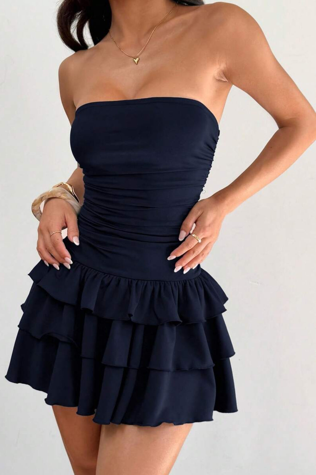 Straplez Eteği Kat Kat Volanlı Şortlu Mini Elbise - Lacivert - Görsel 4