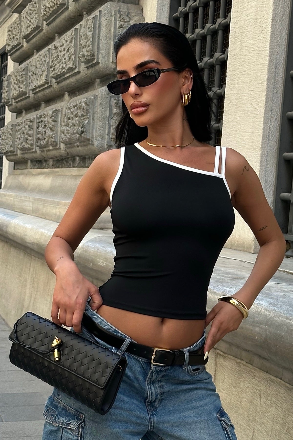 Tek Omuz Çift Askılı Esnek Crop Bluz - SİYAH - Görsel 1