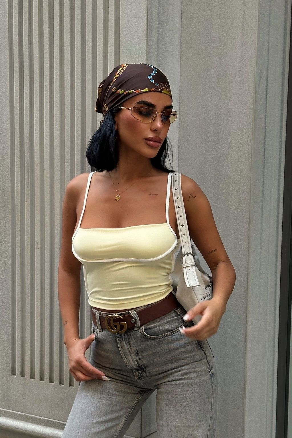 WFT4096 Askılı Kontrast Crop Bluz - Sarı - Görsel 3