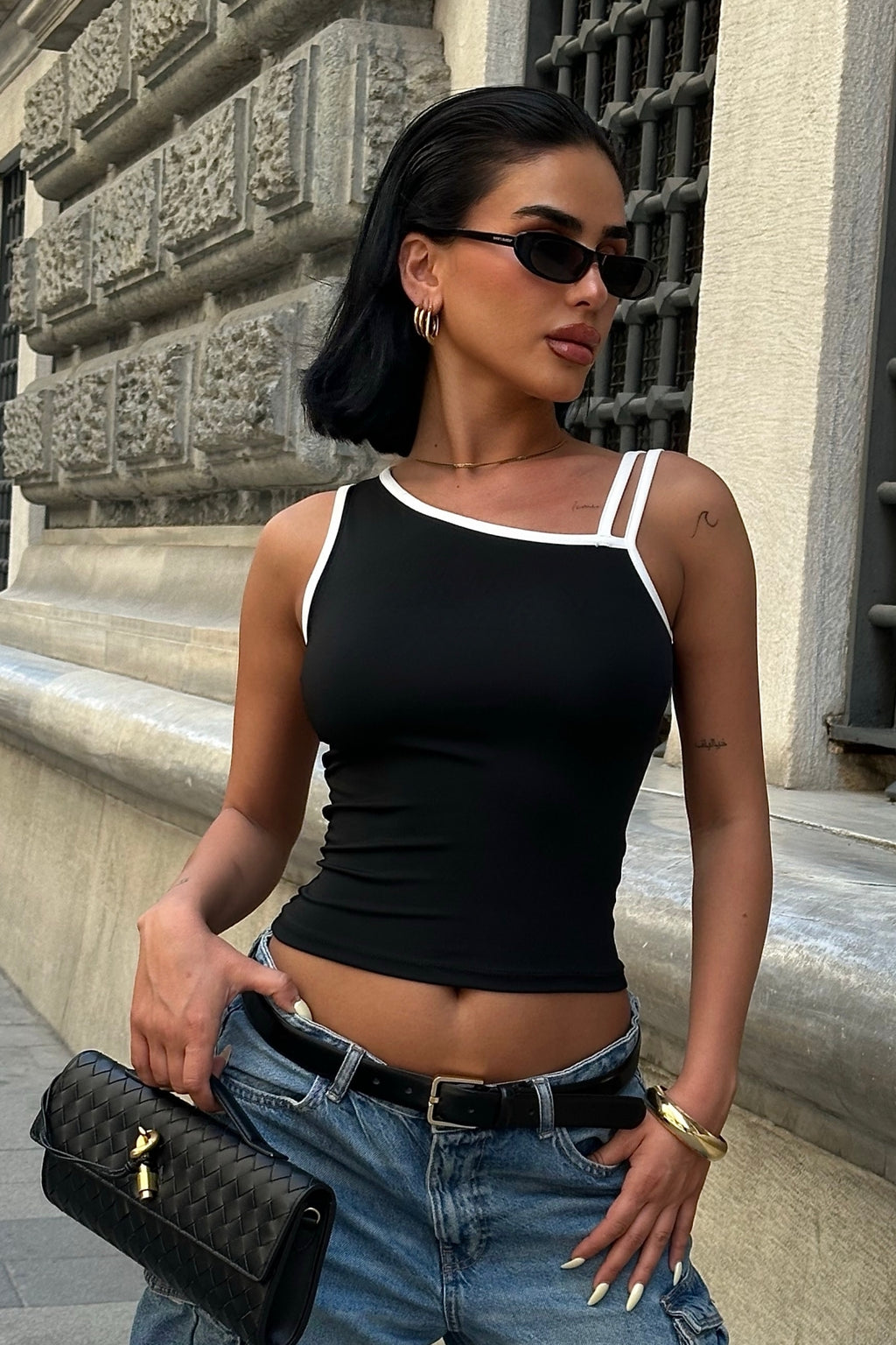 Tek Omuz Çift Askılı Esnek Crop Bluz - SİYAH - Görsel 6