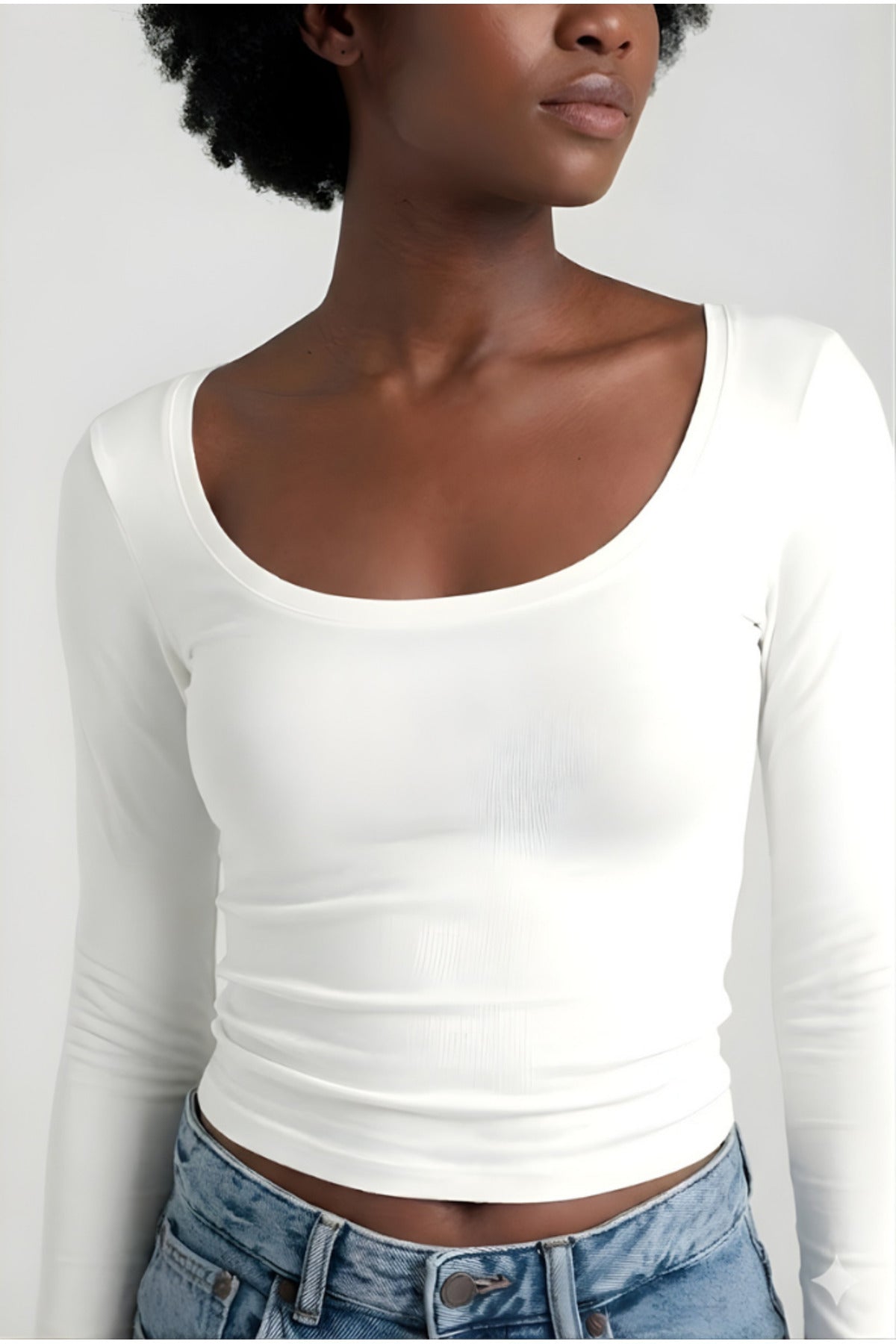 ULTRSA SOFT OVAL YAKA PREMİUM ESNEK UZUN KOLLU CROP BLUZ - Ekru - Görsel 1