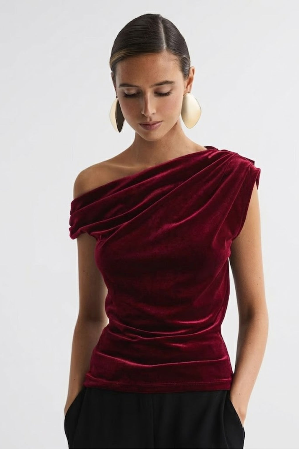 WFT2907B Tek Omuz Geniş Yaka Kadife Bluz - Bordo - Görsel 3