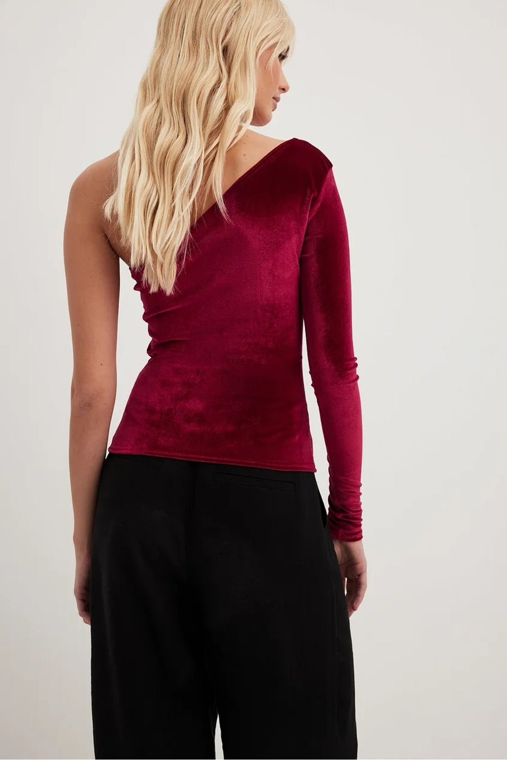 Tek Kol Esnek Kadife Şık Crop Bluz - bordo - Görsel 3