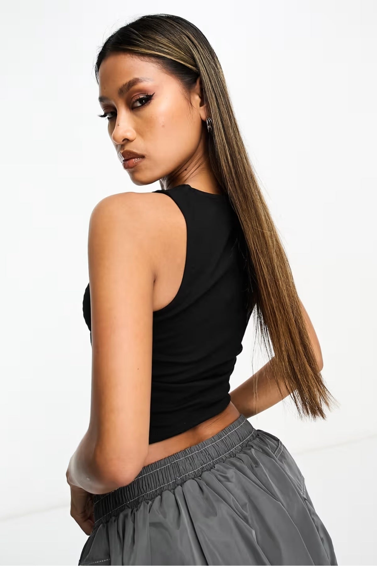 2663 İÇİ FİLE DETAYLI ESNEK CROP TOP BLUZ - Siyah - Görsel 2