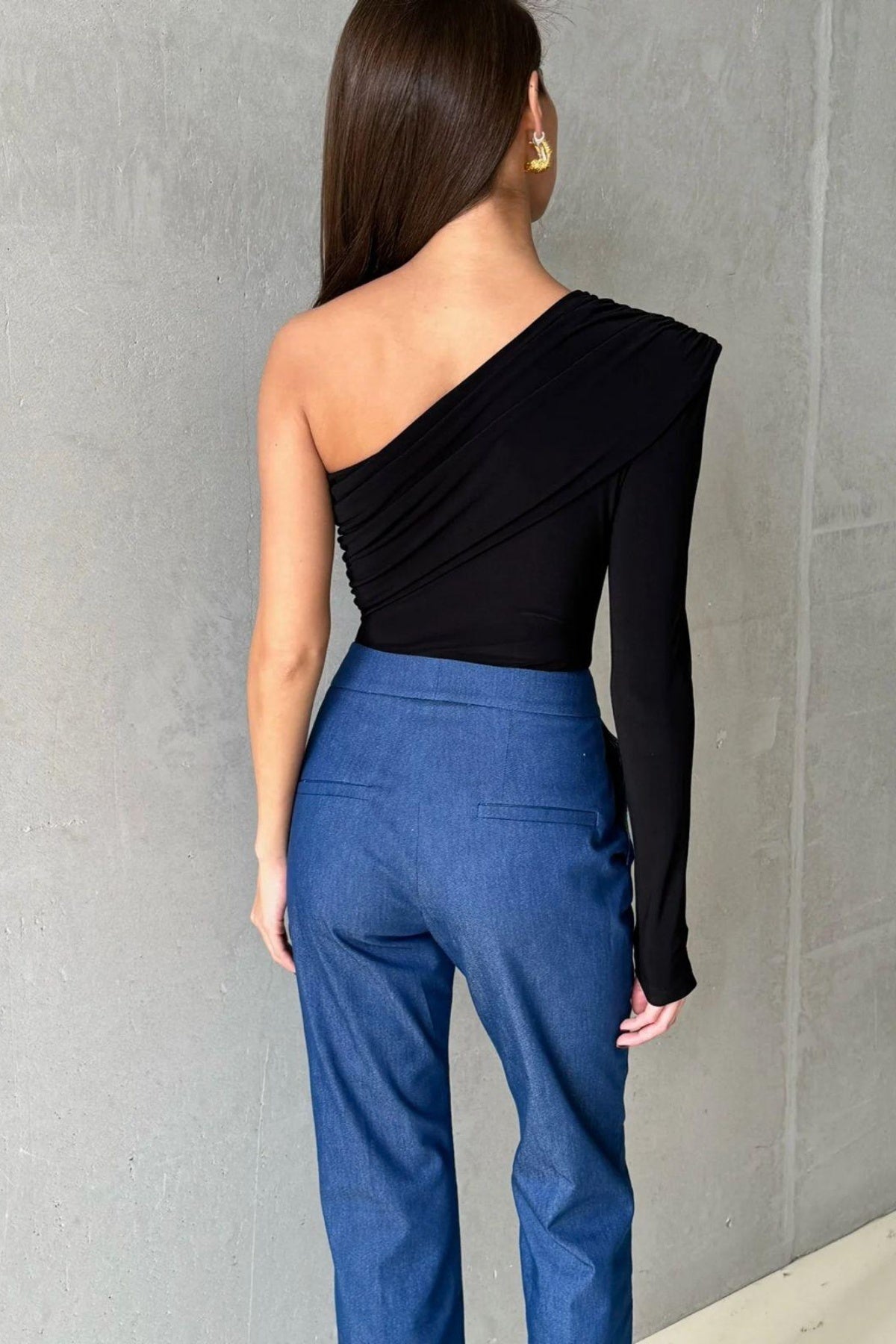 WFT5009 Tek Kol Büzgü Detaylı Bodysuit - Siyah - Görsel 2
