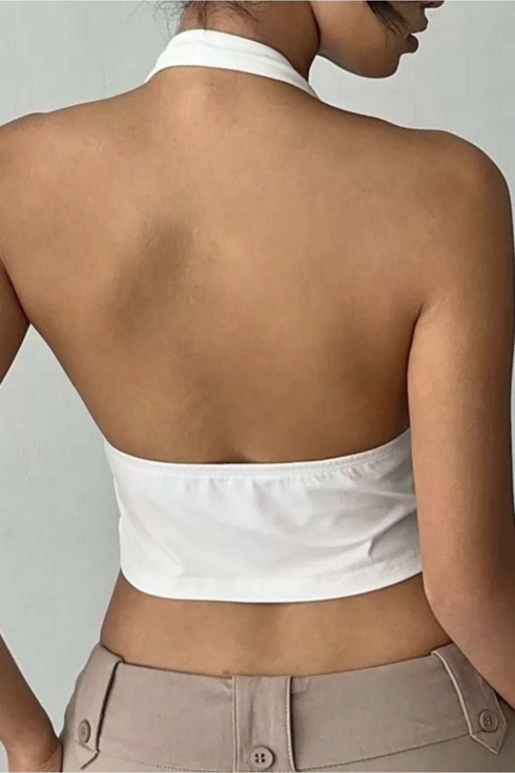 ÖNÜ BAĞCIKLI SIRTI AÇIK CROP TOP BLUZ - Ekru - Görsel 3