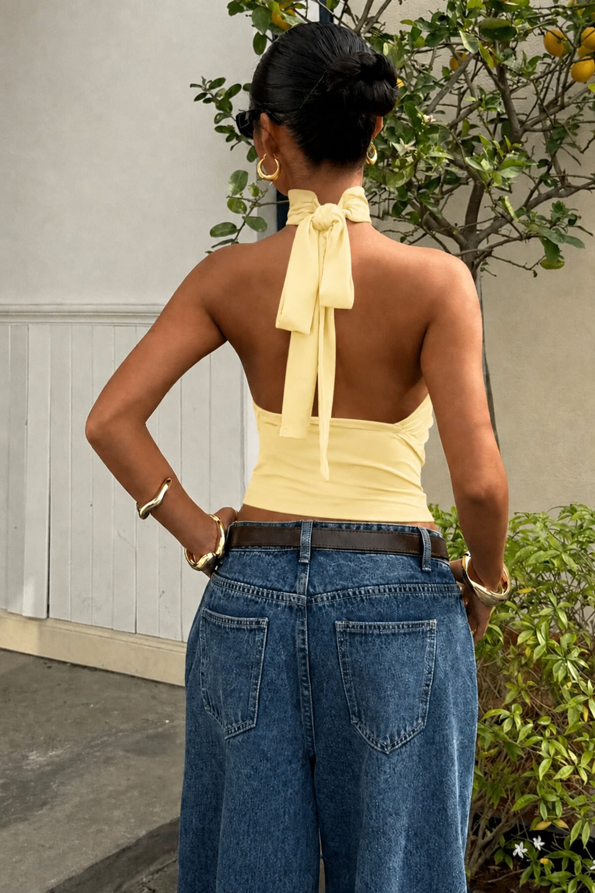 Bele Oturan Bağcıklı Esnek Crop top bluz - Tereyağ Sarısı - Görsel 3