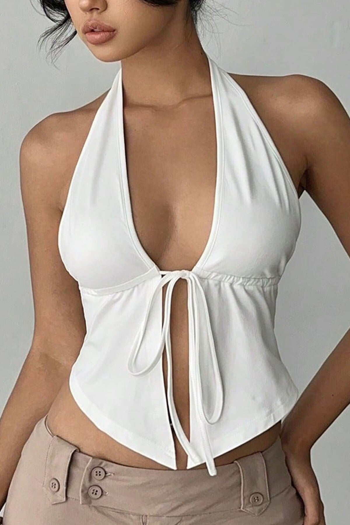 ÖNÜ BAĞCIKLI SIRTI AÇIK CROP TOP BLUZ - Ekru - Görsel 2