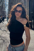 5044 TEK OMZU AKSESUARLI ESNEK CROP BLUZ - Siyah - Görsel 1