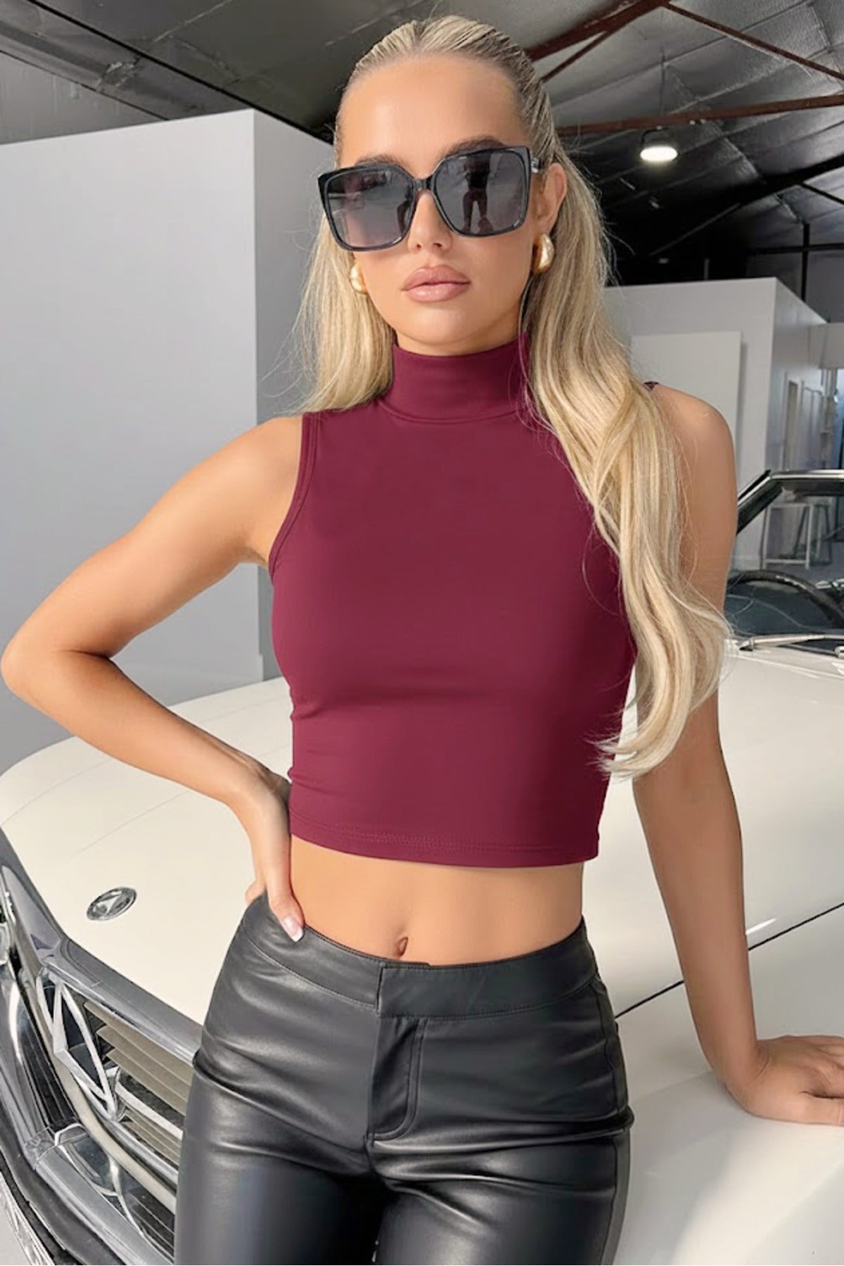 WFT5035 yarım Balıkçı Kolsuz Esnek Kumaş Crop Top Bluz - Bordo - Görsel 1