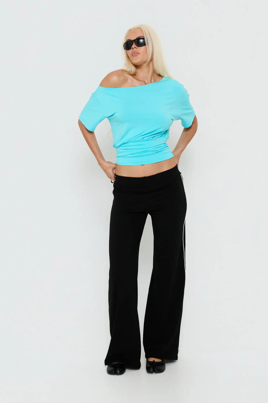 Turkuaz Düşük Omuz Drapeli Crop Top - Turkuaz - Görsel 3